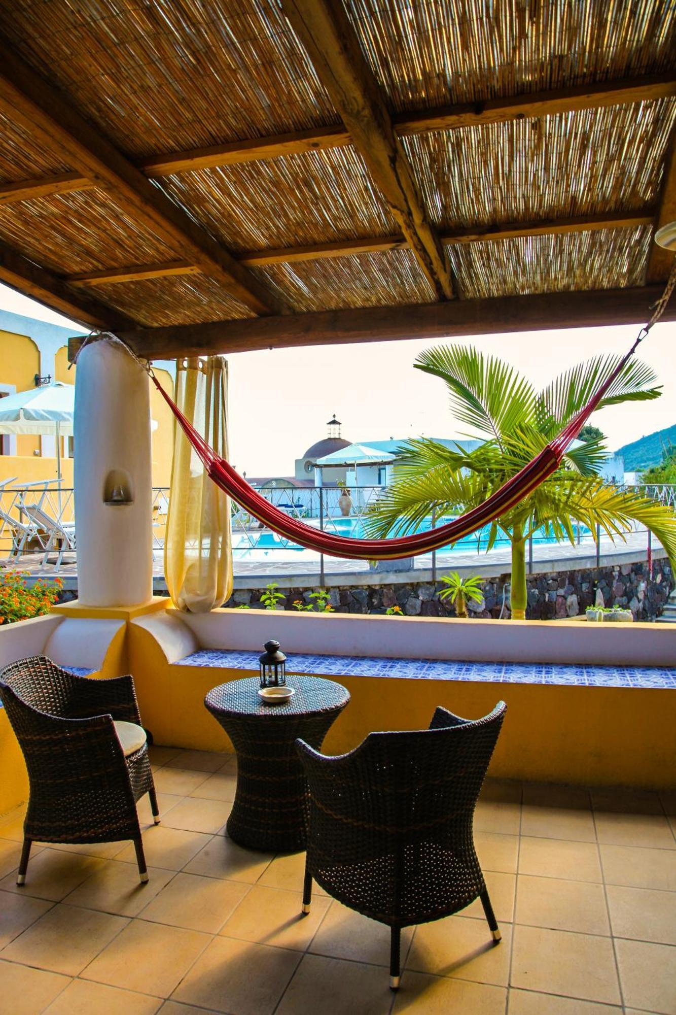 Hotel Arcangelo - Salina سانتا مارينا سالينا المظهر الخارجي الصورة