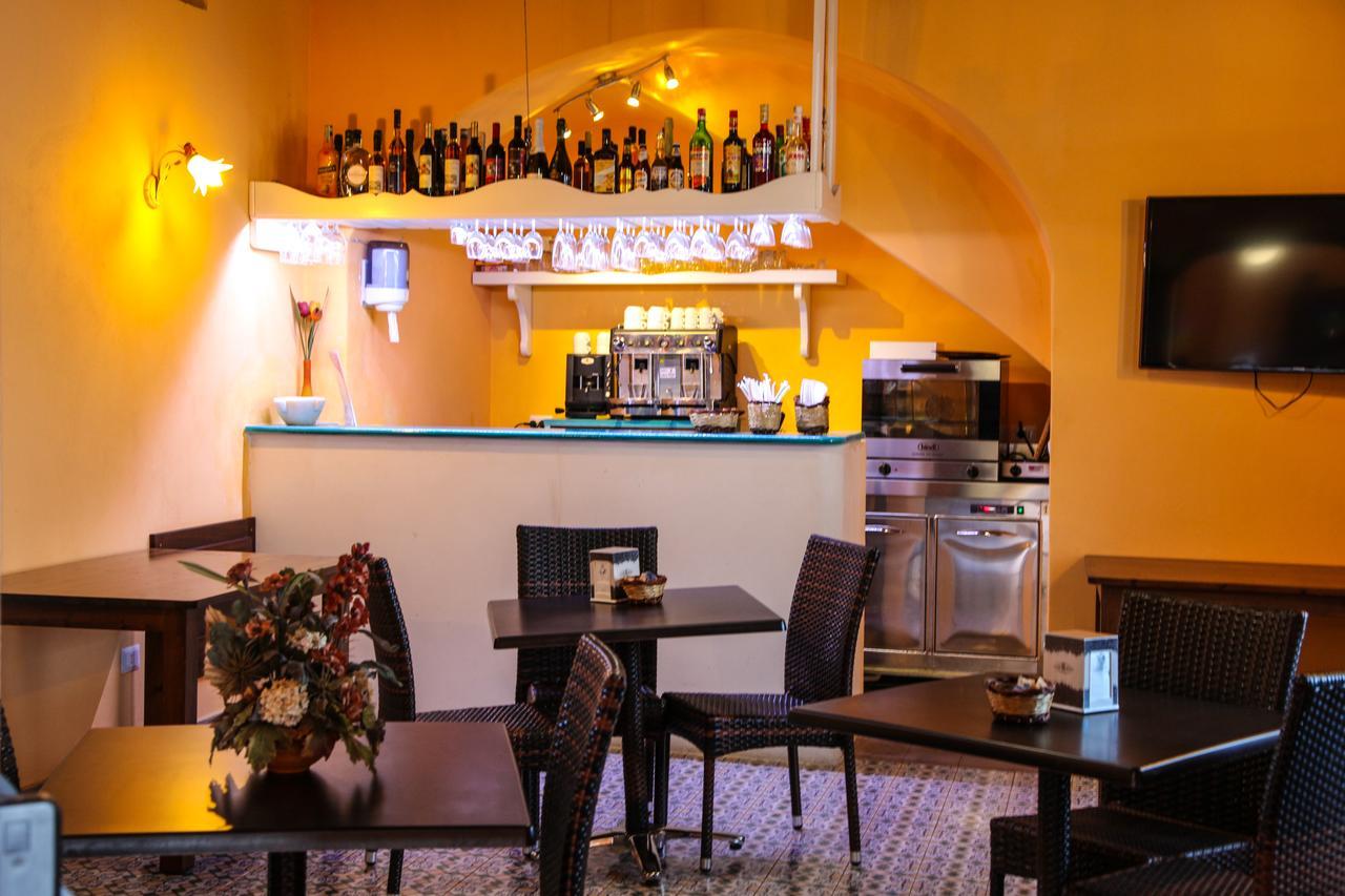 Hotel Arcangelo - Salina سانتا مارينا سالينا المظهر الخارجي الصورة